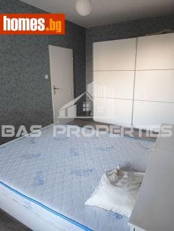 Тристаен, 98m²