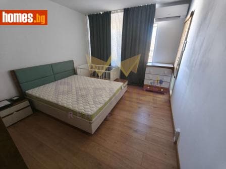 Тристаен, 85m²