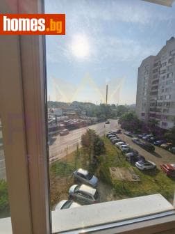 Тристаен, 85m²
