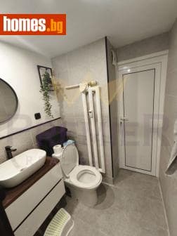 Тристаен, 85m²