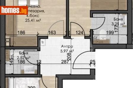 Тристаен, 101m²