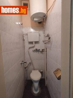 Тристаен, 76m²