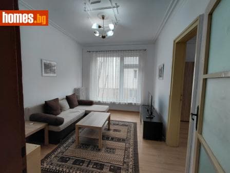 Тристаен, 85m²