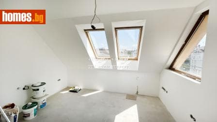 Двустаен, 102m²