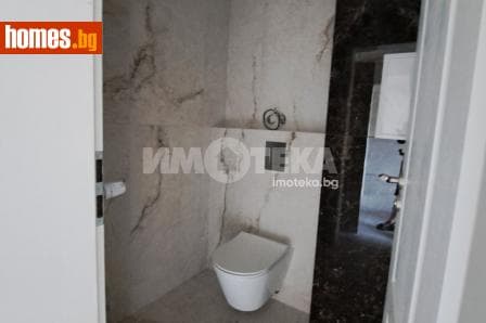 Двустаен, 77m²
