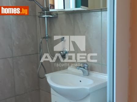 Двустаен, 79m²