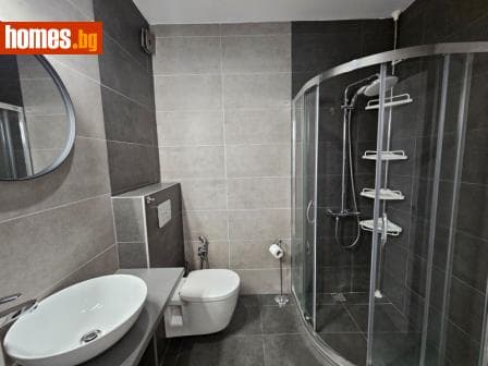 Тристаен, 106m²