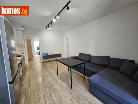 Тристаен, 106m²