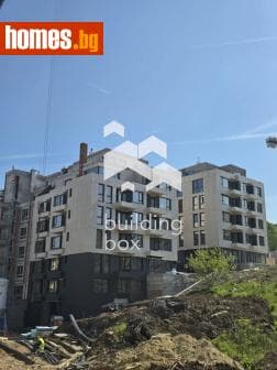 Тристаен, 120m²