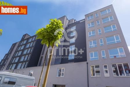 Тристаен, 122m²