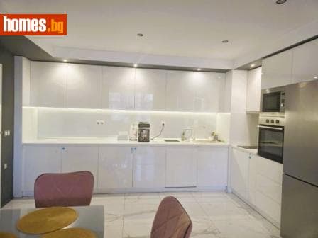 Двустаен, 96m²