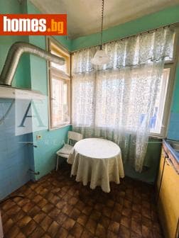 Двустаен, 72m²
