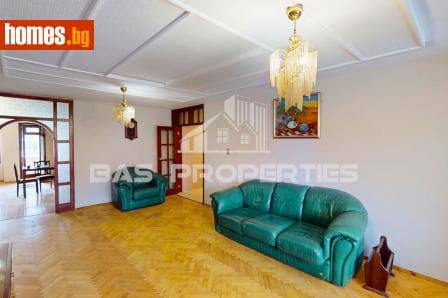 Тристаен, 100m²