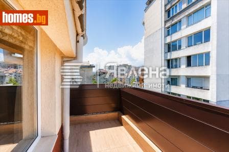 Тристаен, 86m²