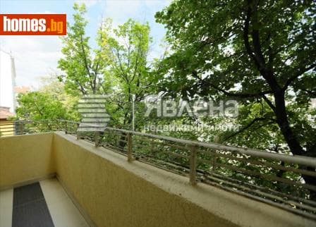 Тристаен, 75m²
