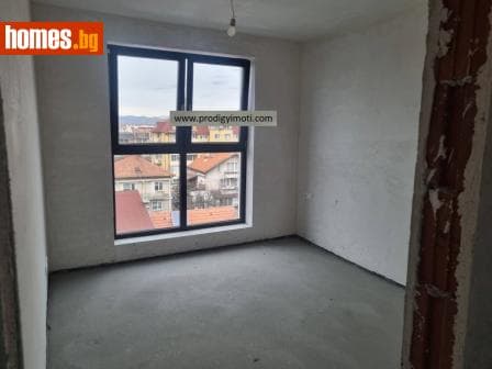Двустаен, 74m²