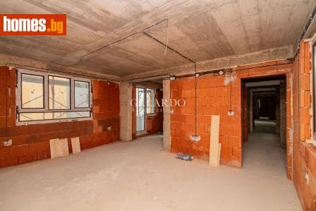 Двустаен, 77m²