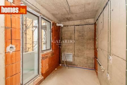 Двустаен, 77m²