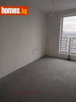 Тристаен, 100m²