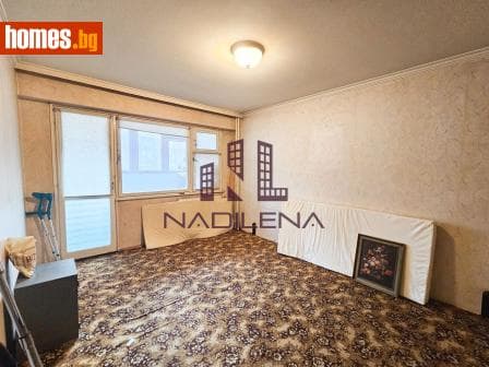 Тристаен, 85m²