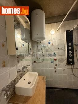 Двустаен, 65m²