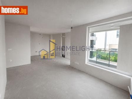Двустаен, 82m²