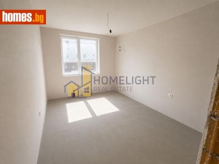 Двустаен, 82m²