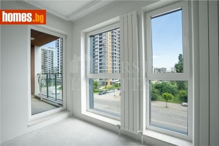 Тристаен, 103m²