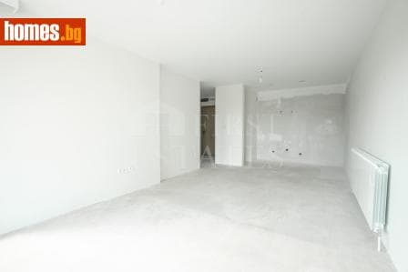 Тристаен, 103m²