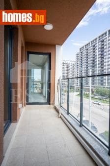 Тристаен, 103m²