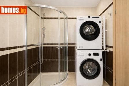 Тристаен, 74m²