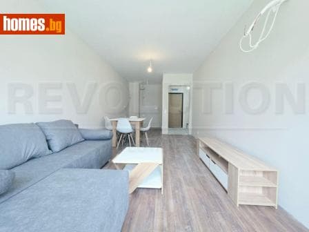 Тристаен, 89m²