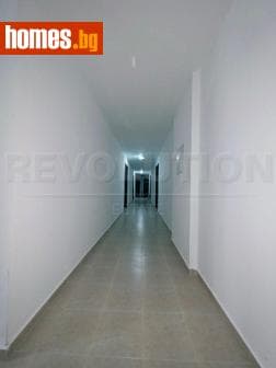 Тристаен, 89m²
