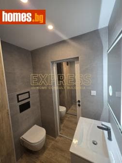 Тристаен, 107m²