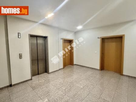 Двустаен, 65m²