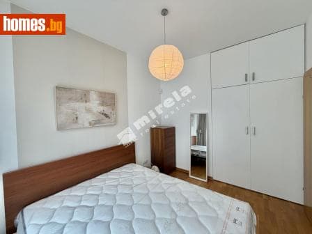 Двустаен, 65m²