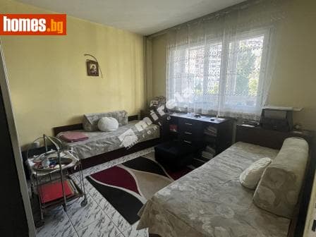 Двустаен, 71m²