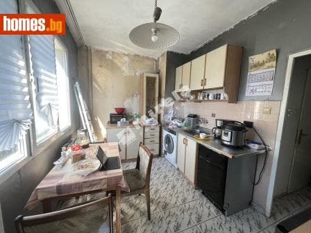 Двустаен, 71m²