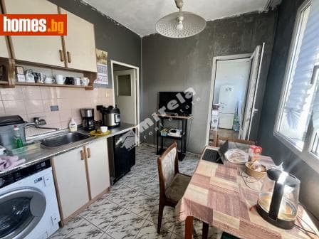 Двустаен, 71m²