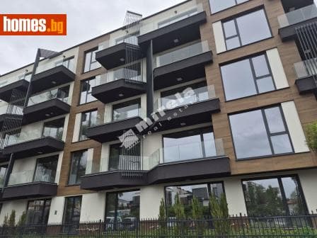 Тристаен, 175m²