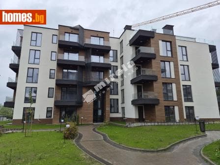 Тристаен, 175m²