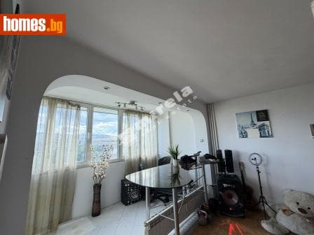 Двустаен, 79m²