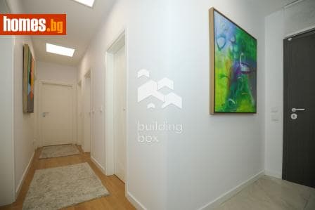 Тристаен, 140m²