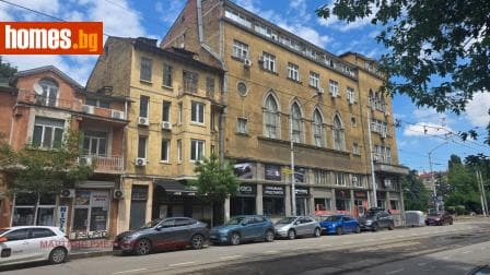 Тристаен, 86m²