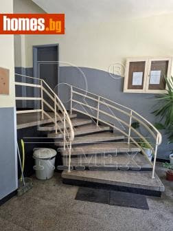 Тристаен, 100m²