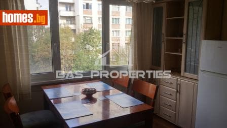 Тристаен, 80m²
