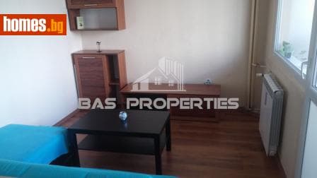 Тристаен, 80m²