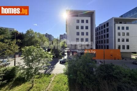 Тристаен, 90m²