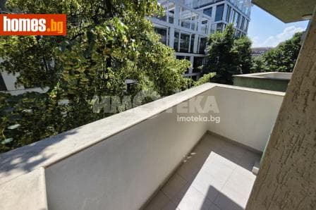 Тристаен, 80m²