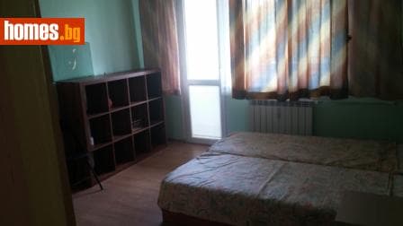 Тристаен, 80m²